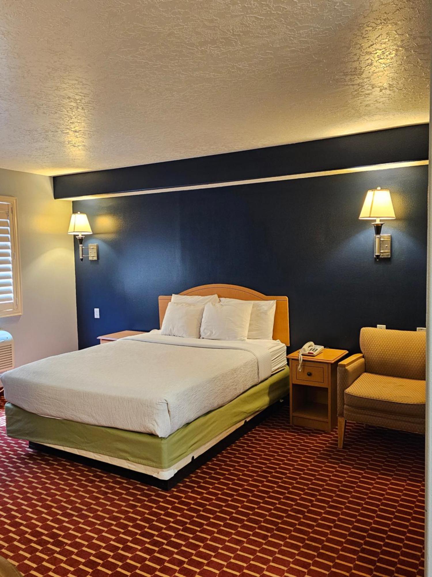 Executive Inn & Suites Extended Stay - Vernal Kültér fotó